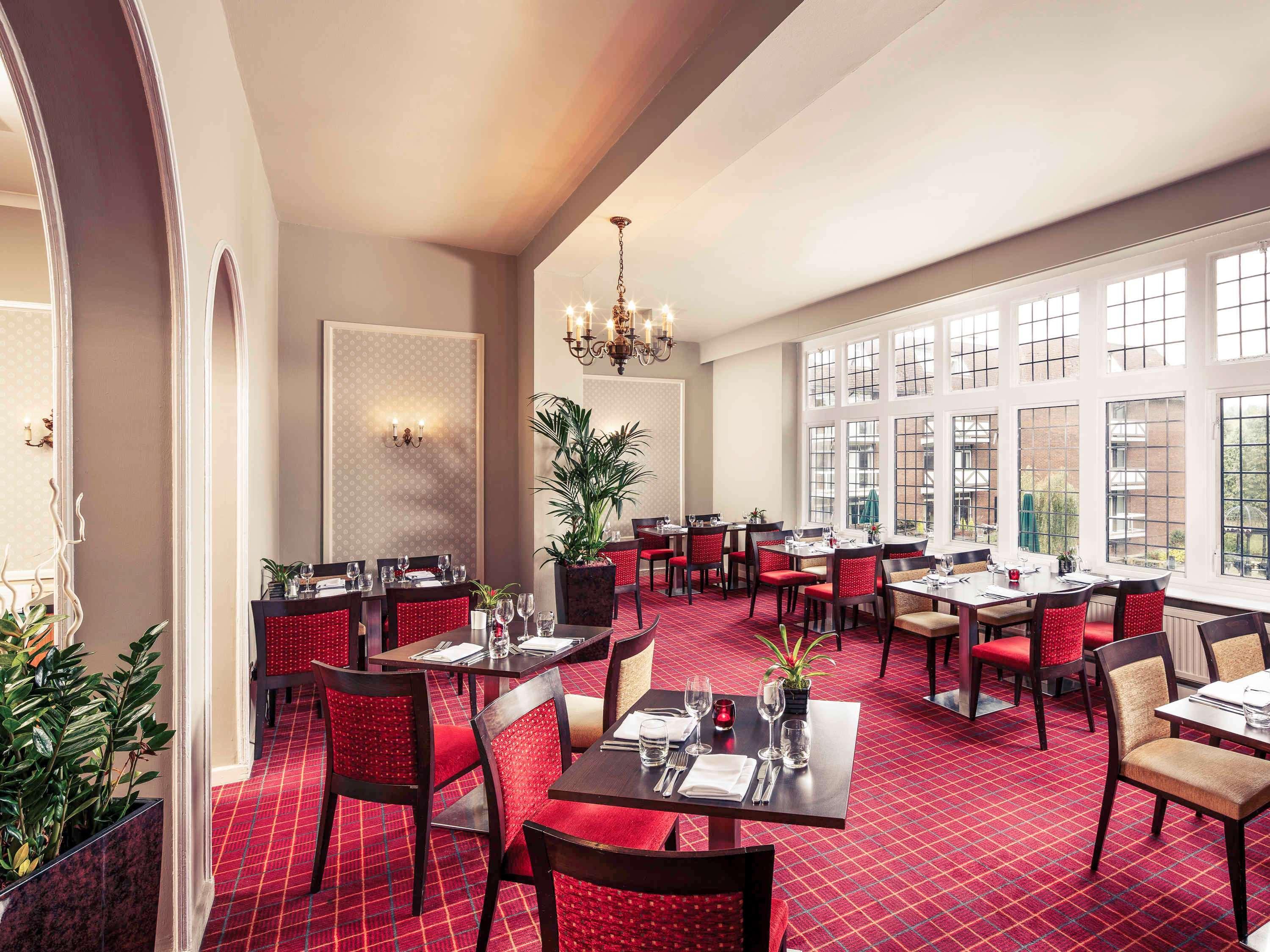 Mercure Leeds Parkway Hotel Esterno foto