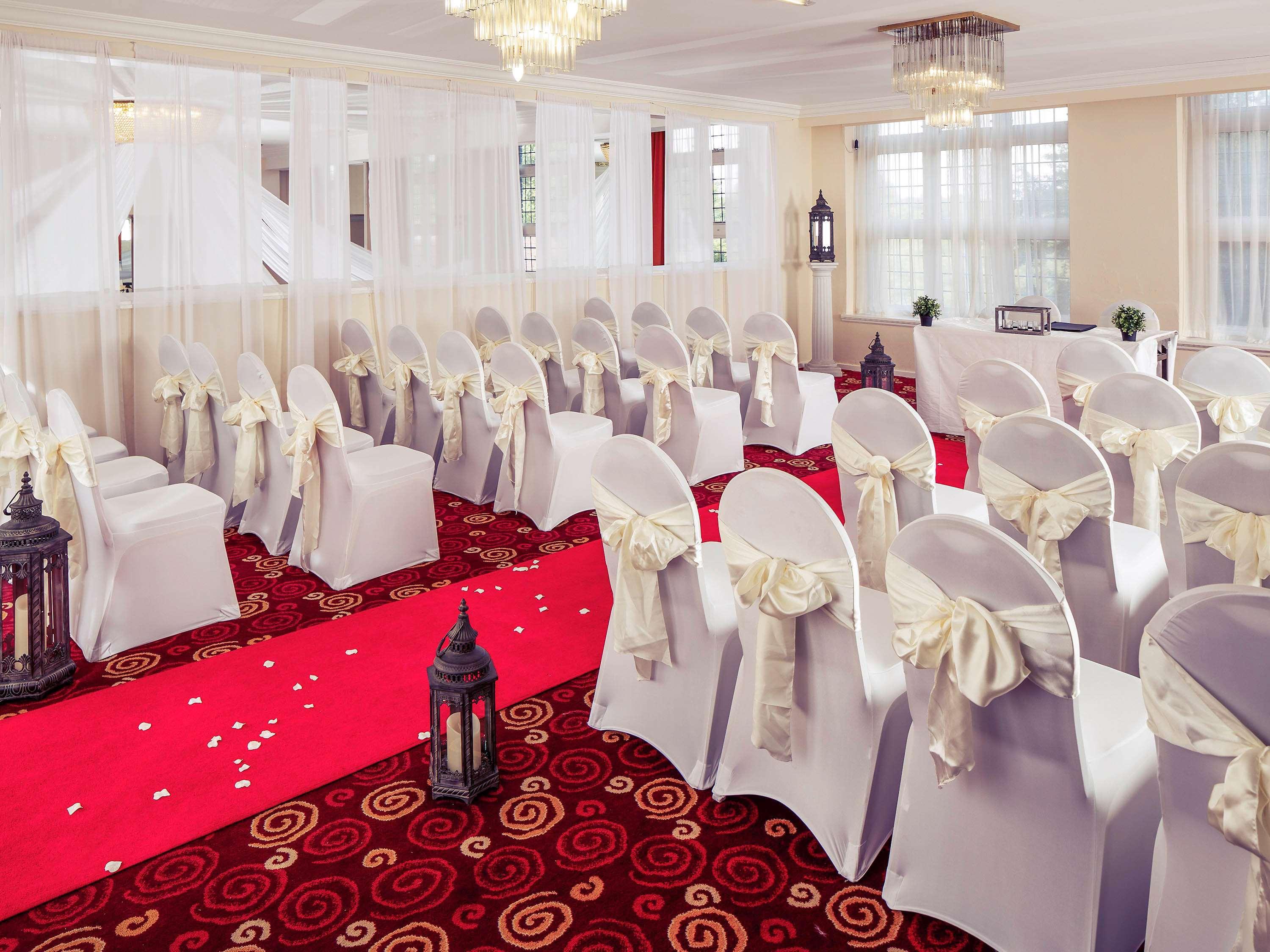 Mercure Leeds Parkway Hotel Esterno foto