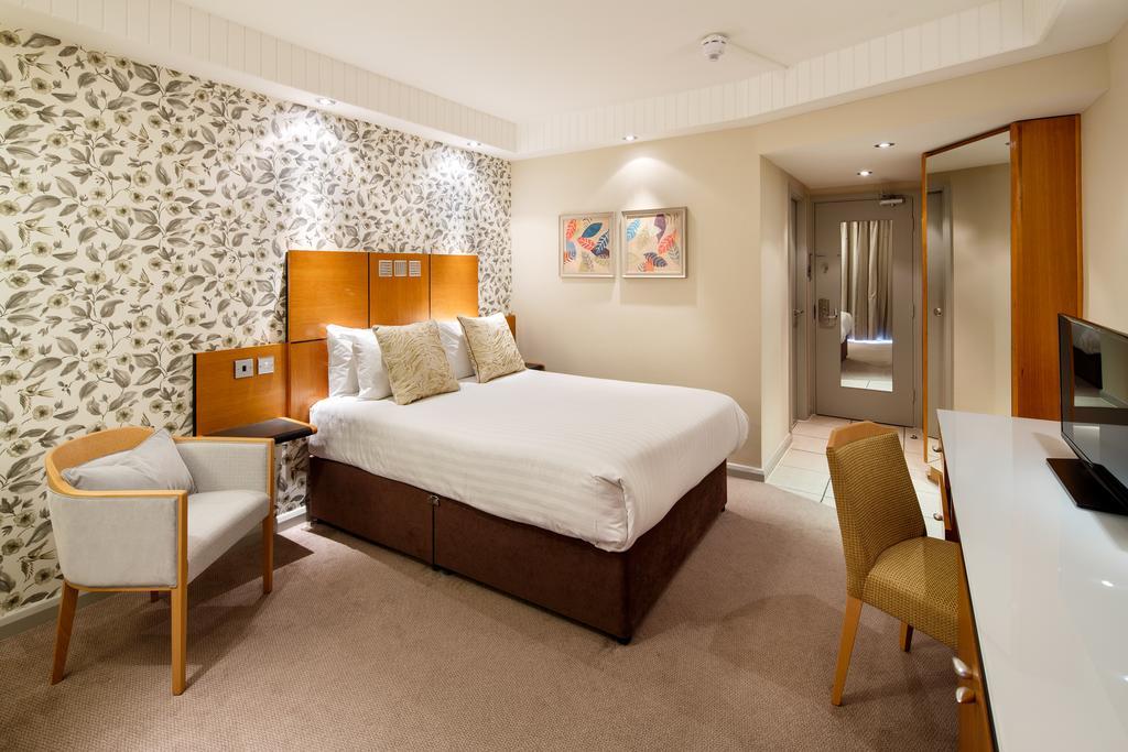 Mercure Leeds Parkway Hotel Esterno foto