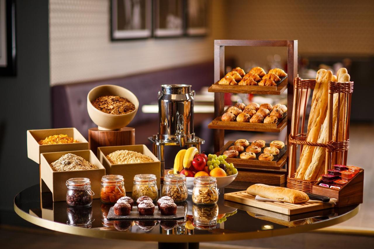 Mercure Leeds Parkway Hotel Esterno foto